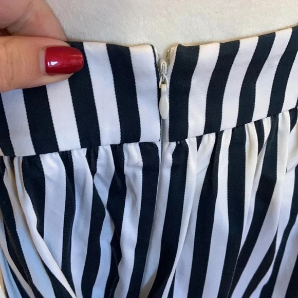 Ann Taylor Factory Skirt - Picture 3 of 7